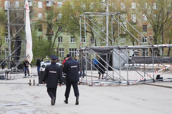Metal structure collapses on children at center of culture in Perm