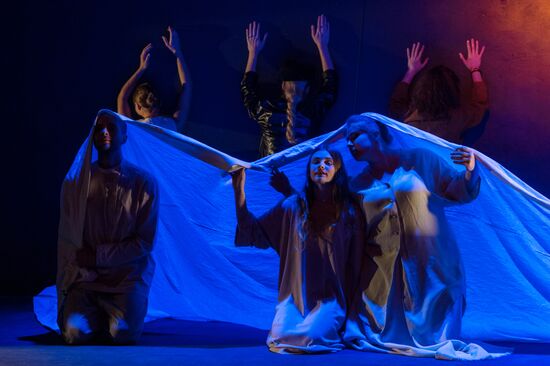 Dress rehearsal of "Scenes from the Times of Knights"