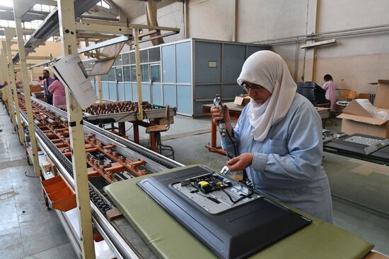 Syronics television set company in Damascus