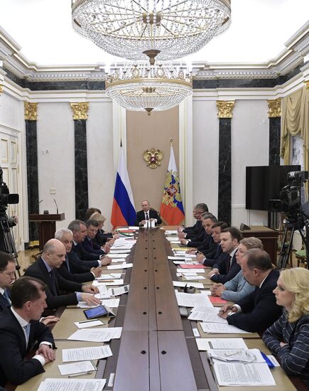 President Vladimir Putin chairs meeting with Government members