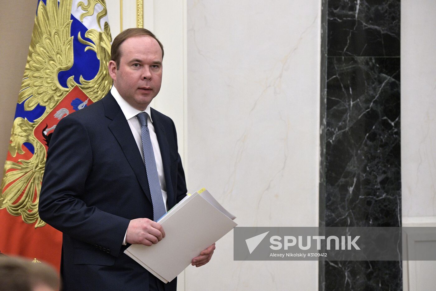 President Vladimir Putin chairs meeting with Government members
