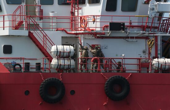 Federal Security Service special task force drills in Crimea