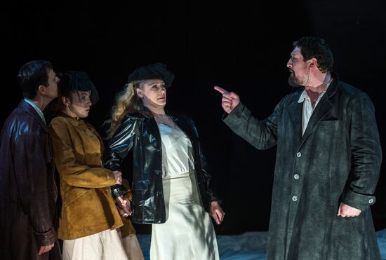 Dress rehearsal of "Scenes from the Times of Knights"