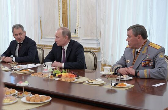 Vladimir Putin presents awards to Special Operations Forces service members