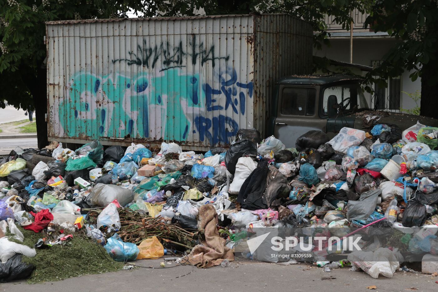 Undisposed waste in Lviv
