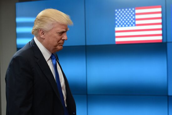 US President Donald Trump meets with EU leaders in Brussels