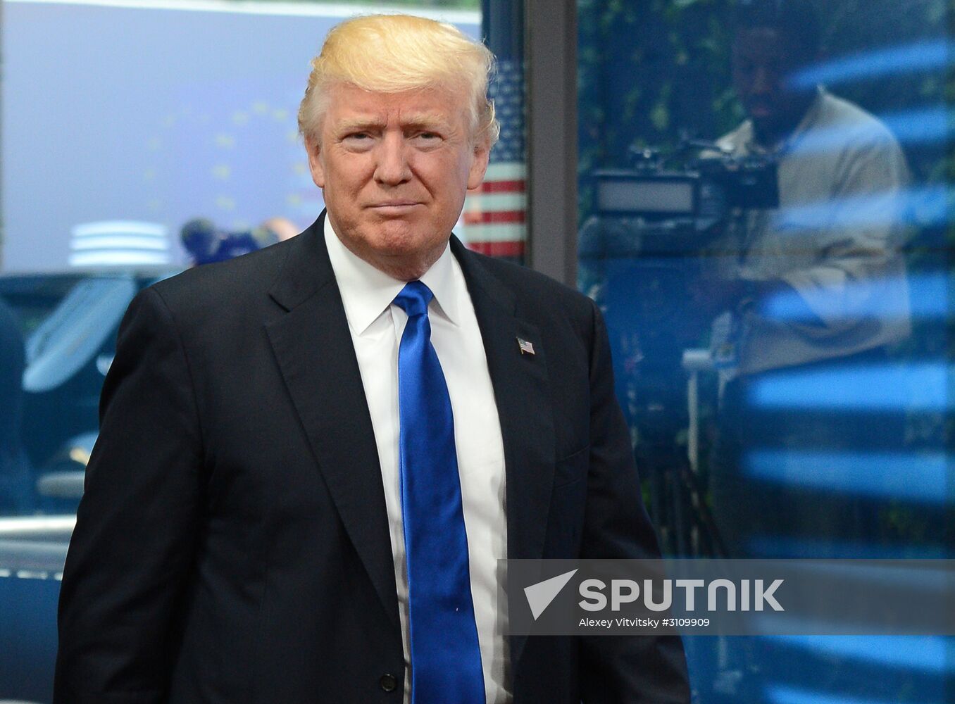 US President Donald Trump meets with EU leaders in Brussels