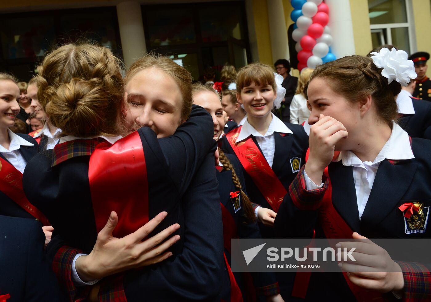 Last Bell ceremony at Defense Ministry boarding school for girls