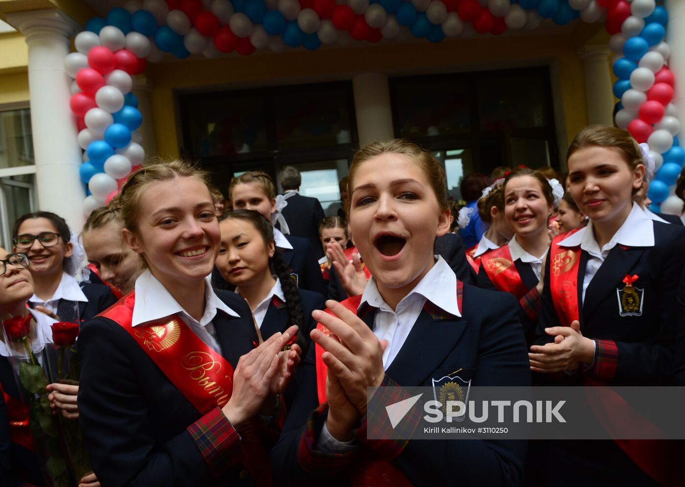 Last Bell ceremony at Defense Ministry boarding school for girls