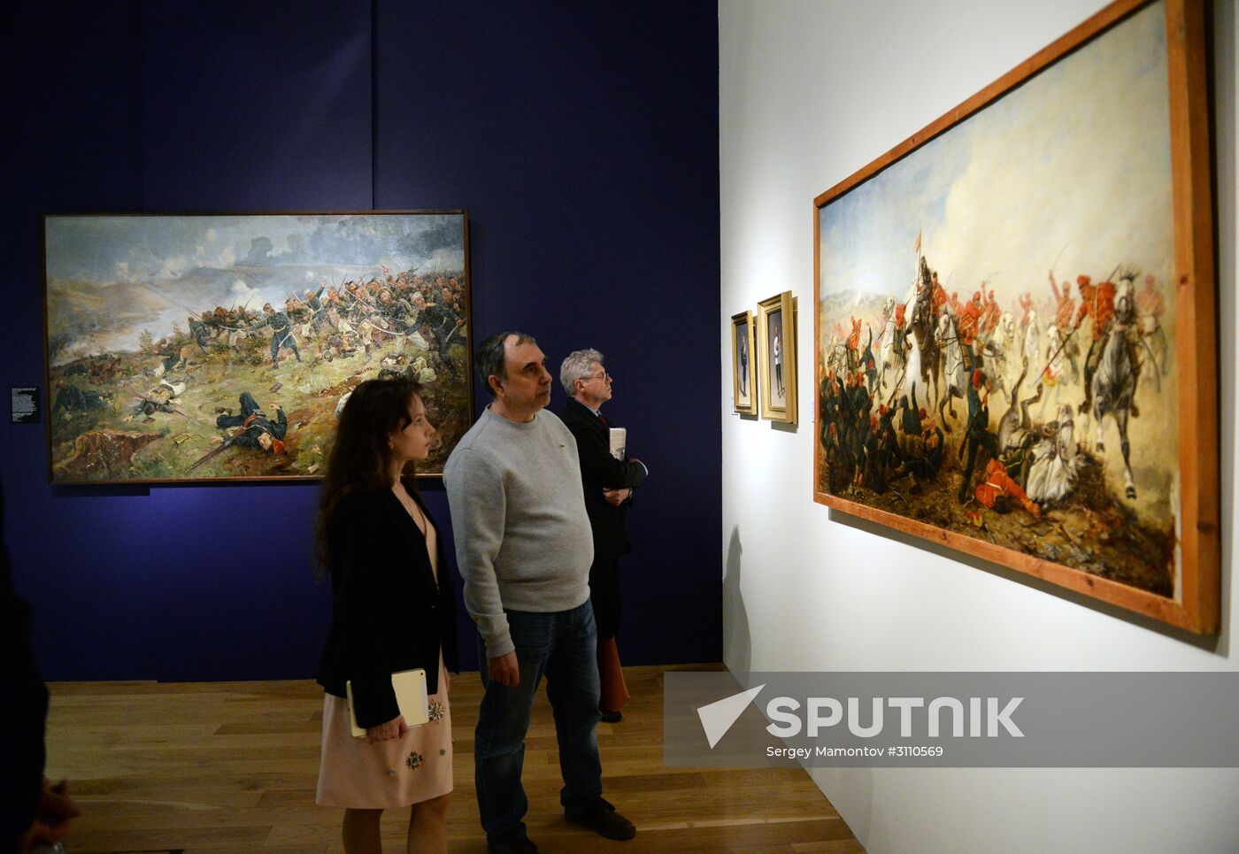 "For Your Comrades" exhibition opens