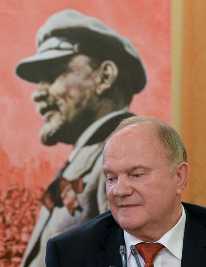 Anniversary Committee on celebrations of October Revolution centenary holds meeting