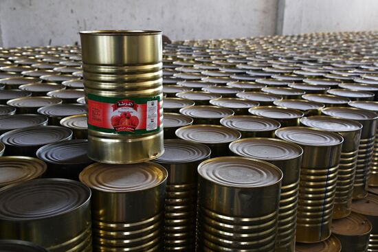 Canned food manufacturing in Damascus