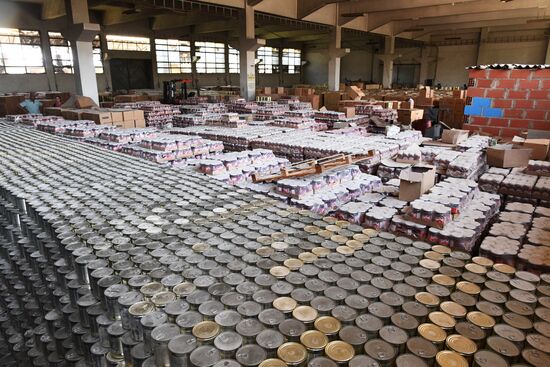 Canned food manufacturing in Damascus
