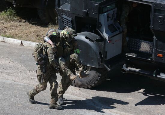 Second stage of FSB drill in Crimea