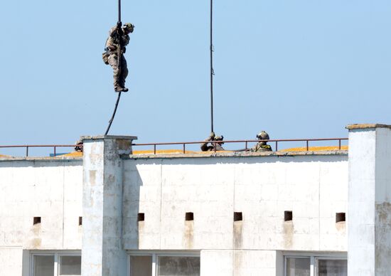 Second stage of FSB drill in Crimea