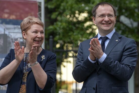 Alley of Rulers unveiled in Moscow