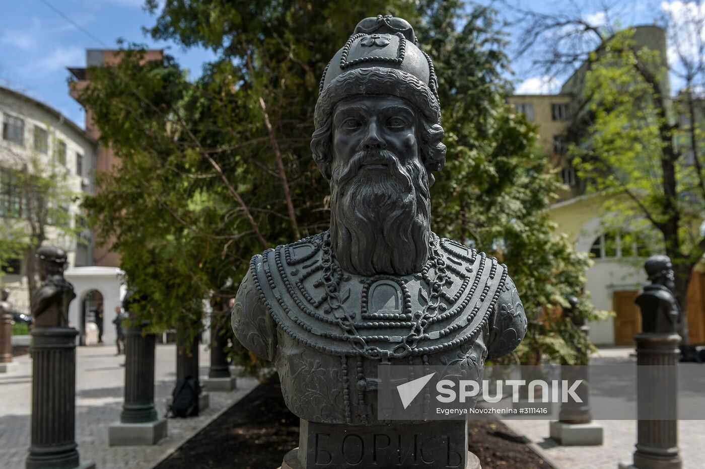 Alley of Rulers unveiled in Moscow