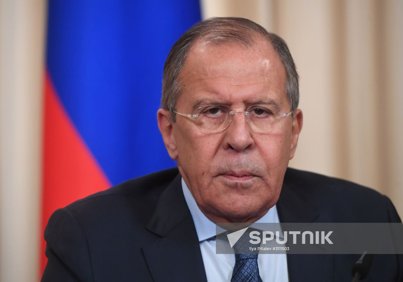 Foreign Minister Sergei Lavrov meets with Chinese counterpart Wang Yi