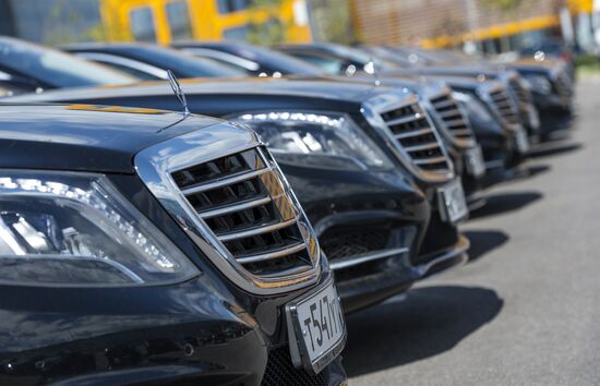 Drivers practice arrival at SPIEF 2017