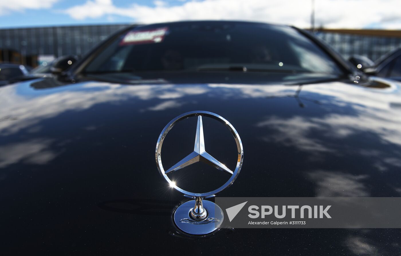 Drivers practice arrival at SPIEF 2017