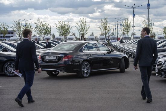 Drivers practice arrival at SPIEF 2017