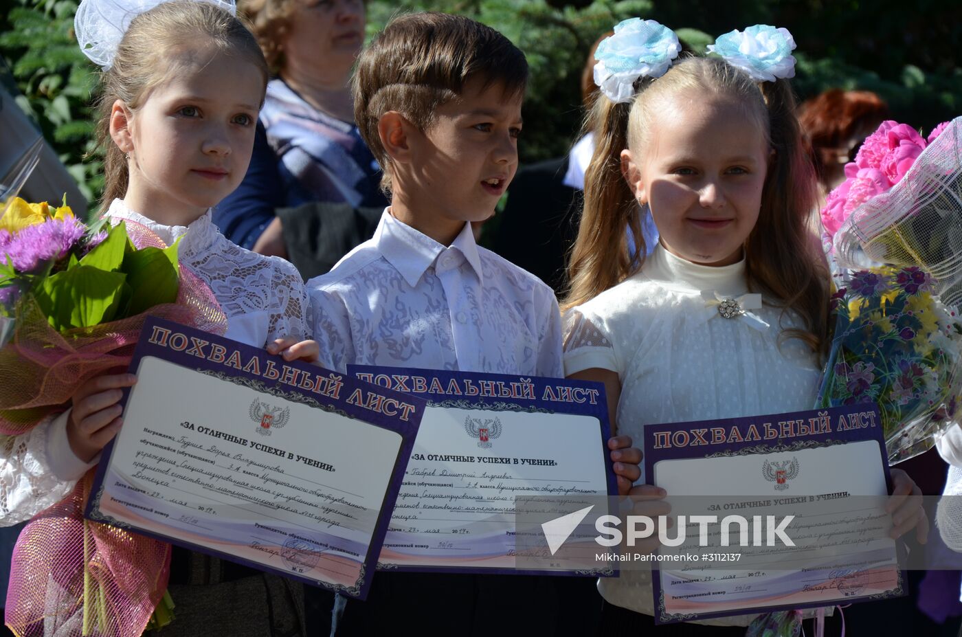 Last Bell celebrations in Donetsk