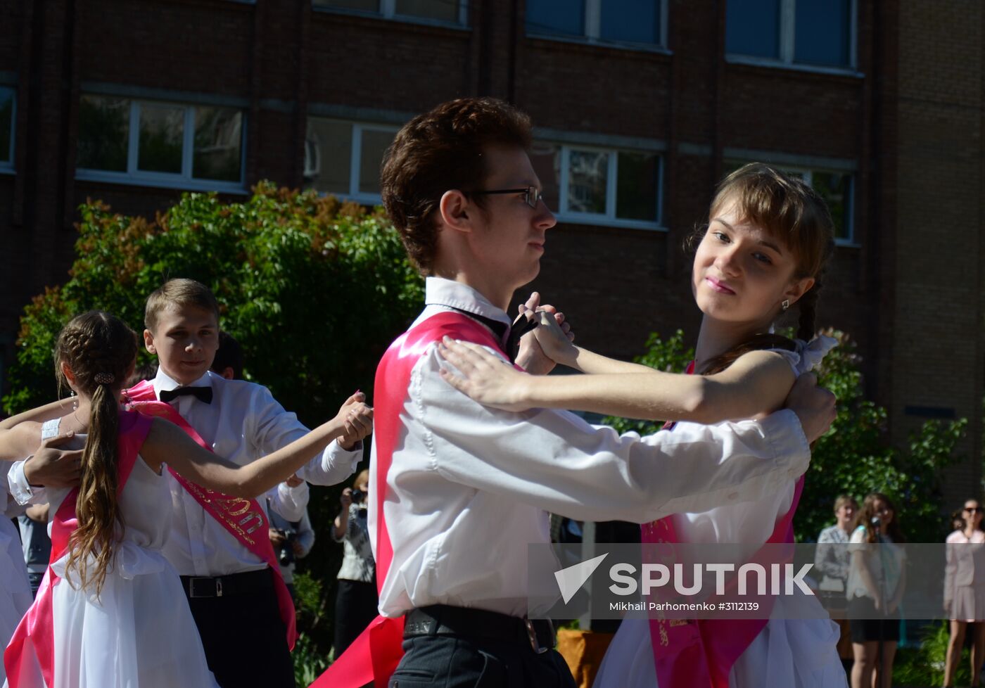 Last Bell celebrations in Donetsk