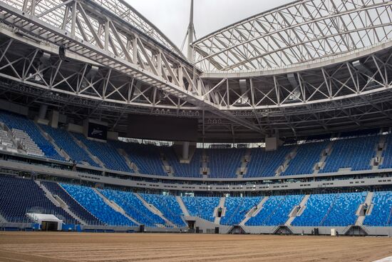 Returfing starts at St.Petersburg Arena