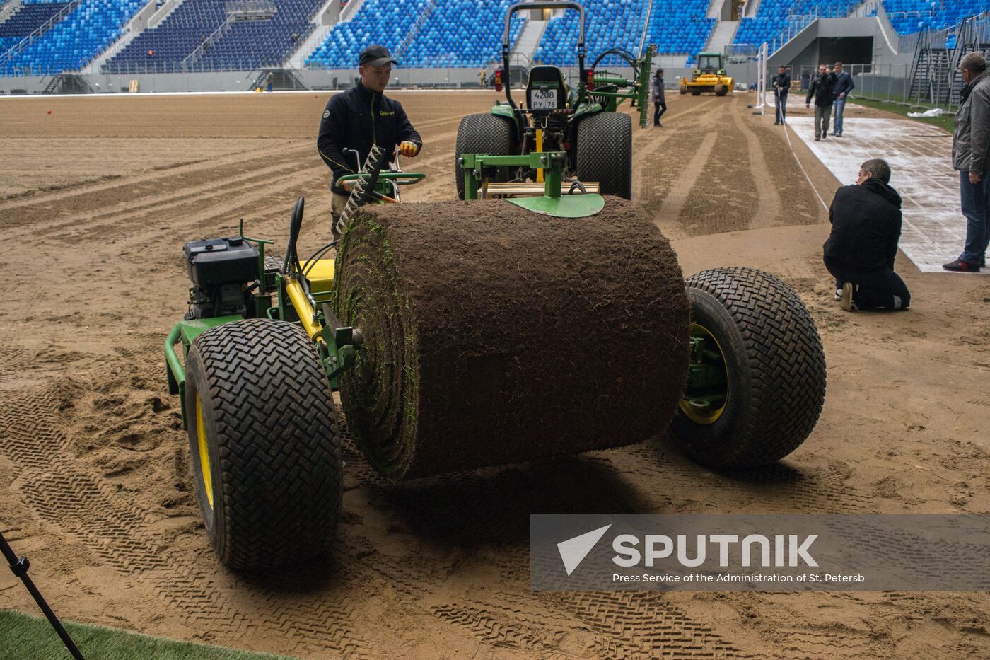 Returfing starts at St.Petersburg Arena