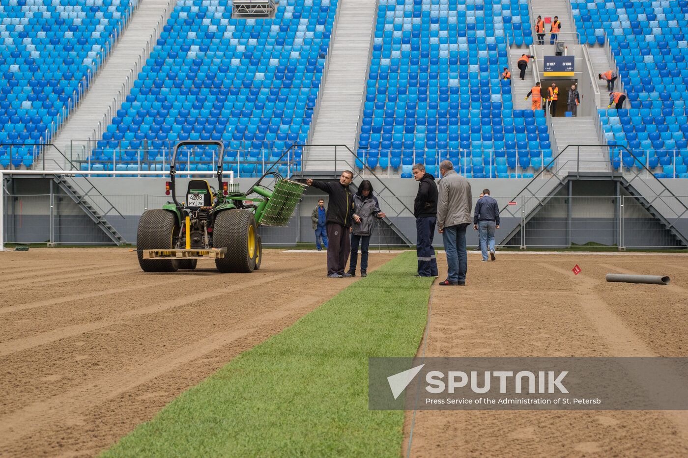 Returfing starts at St.Petersburg Arena