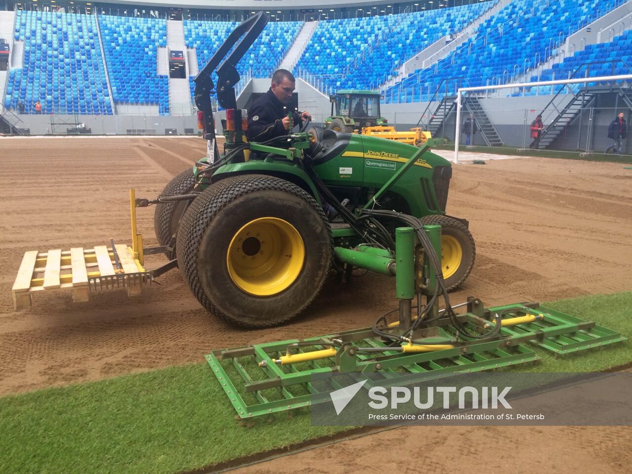 Returfing starts at St.Petersburg Arena