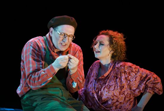 Final rehearsal of Chudiki (Rum Devils)