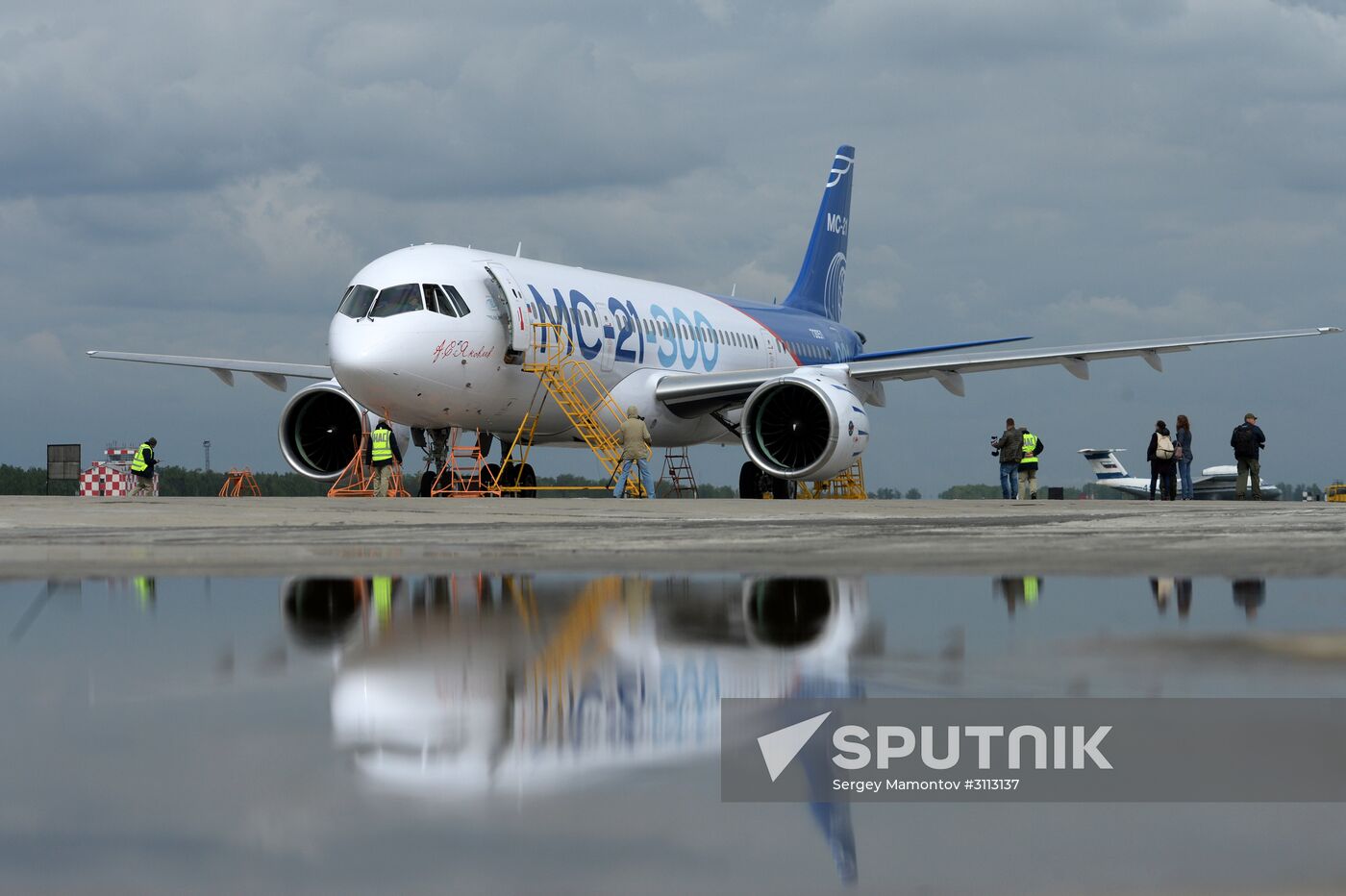 Russian MS-21 passenger jet makes maiden flight