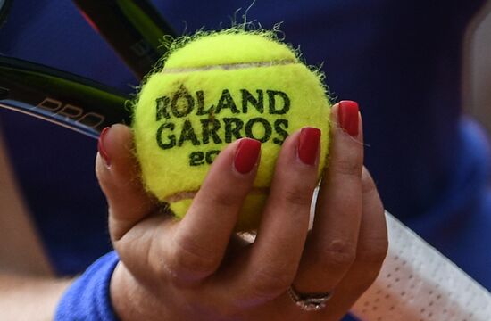 Tennis. Roland Garros. Day first