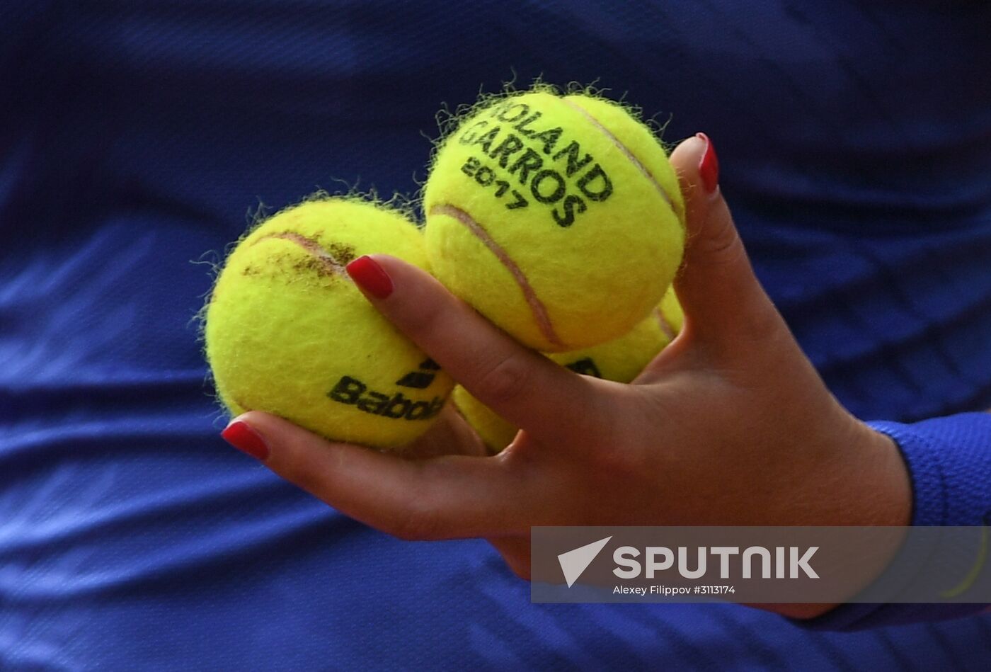 Tennis. Roland Garros. Day first