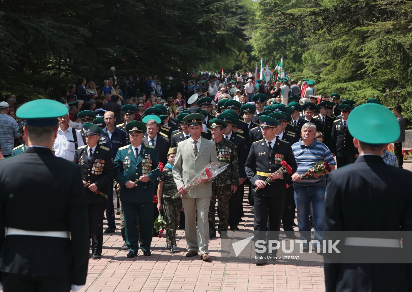 Celebrating 99th anniversary of Russian Security Service's border guard service in Crimea