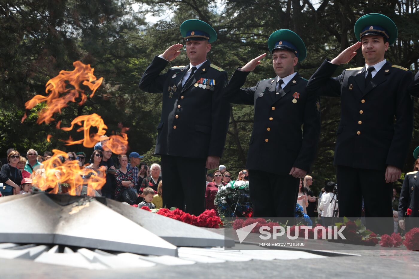 Celebrating 99th anniversary of Russian Security Service's border guard service in Crimea