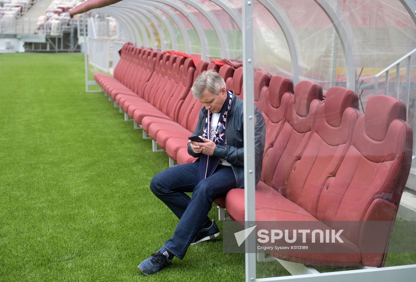 Tree planting effort and Oleg Yankovsky Creative Discovery Awards