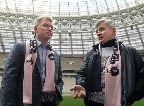 Tree planting effort and Oleg Yankovsky Creative Discovery Awards