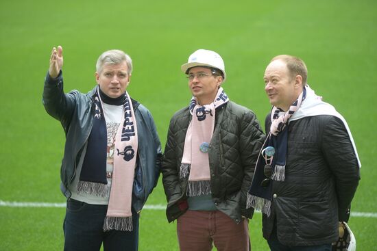 Tree planting effort and Oleg Yankovsky Creative Discovery Awards