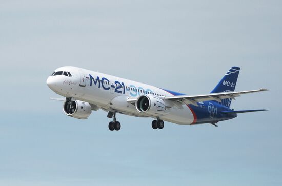 Russian MC21 passenger jet makes maiden flight