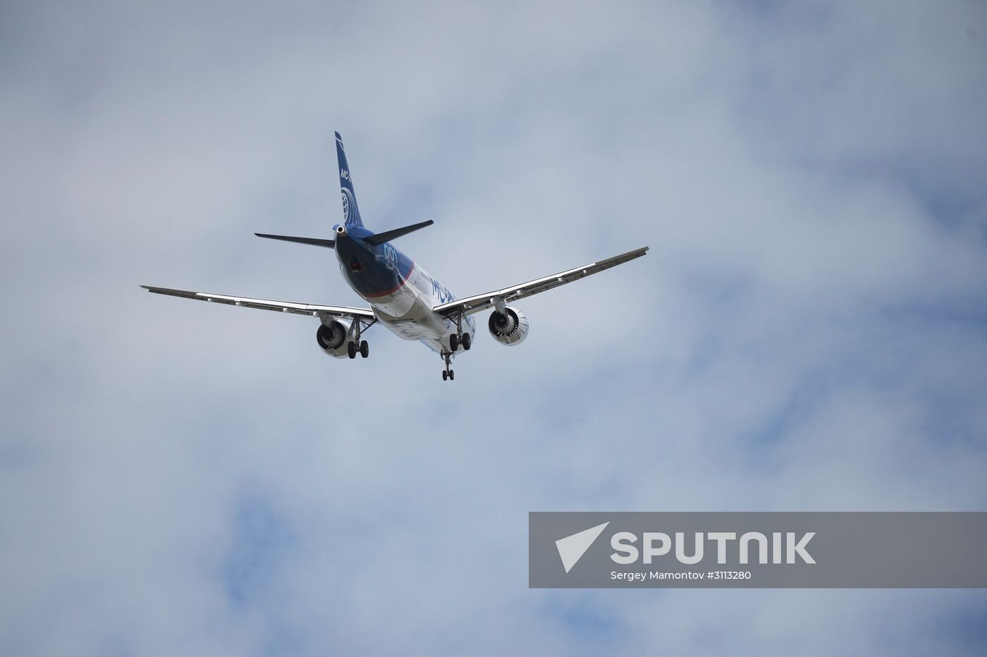 Russian MC21 passenger jet makes maiden flight