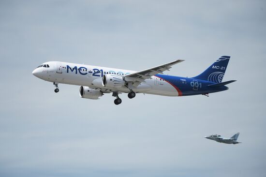 Russian MC21 passenger jet makes maiden flight