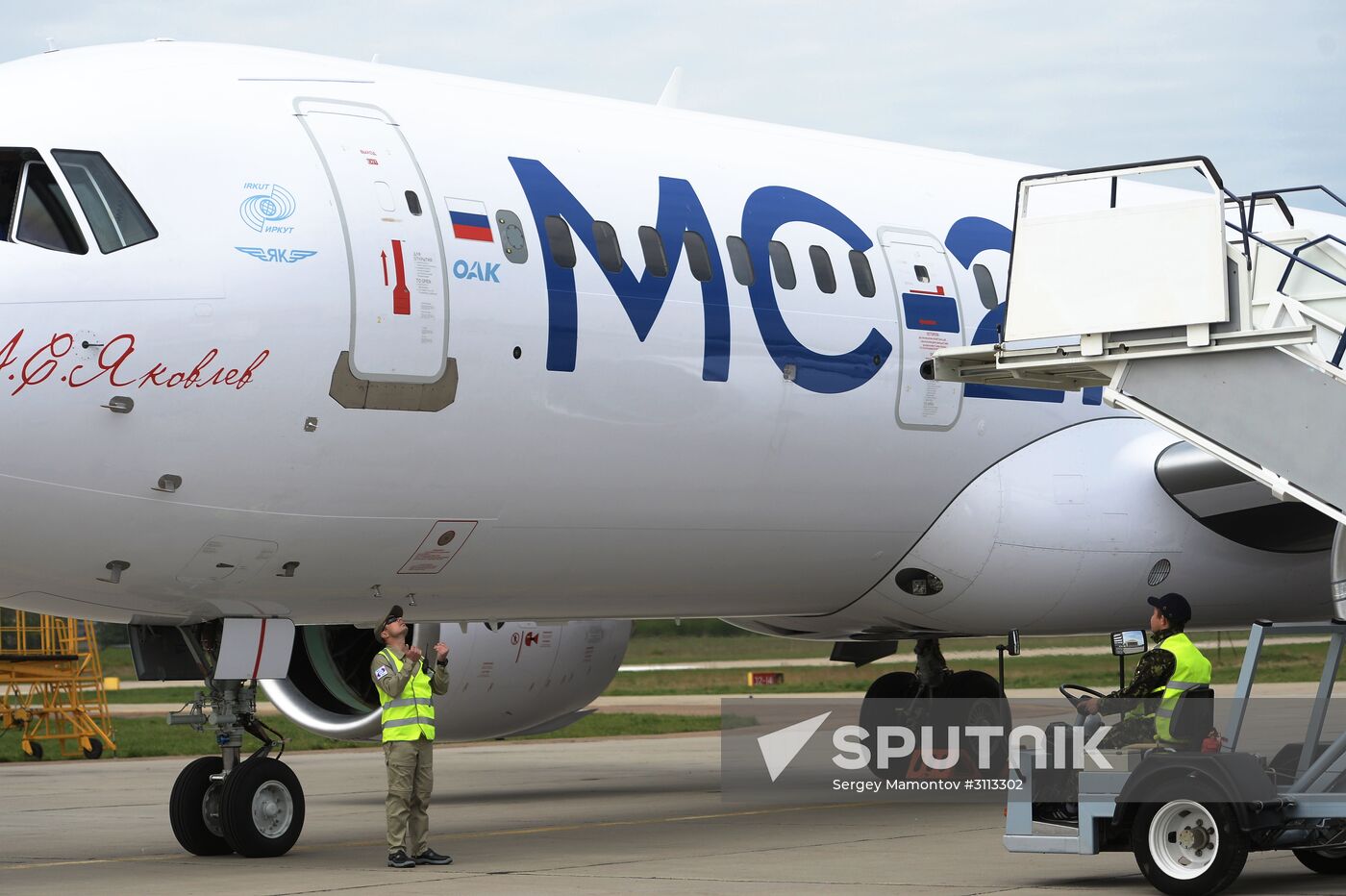 Russian MC21 passenger jet makes maiden flight