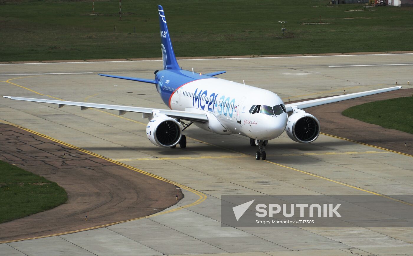 Russian MC21 passenger jet makes maiden flight
