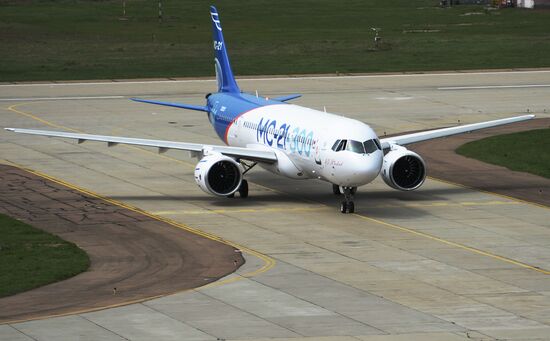 Russian MC21 passenger jet makes maiden flight