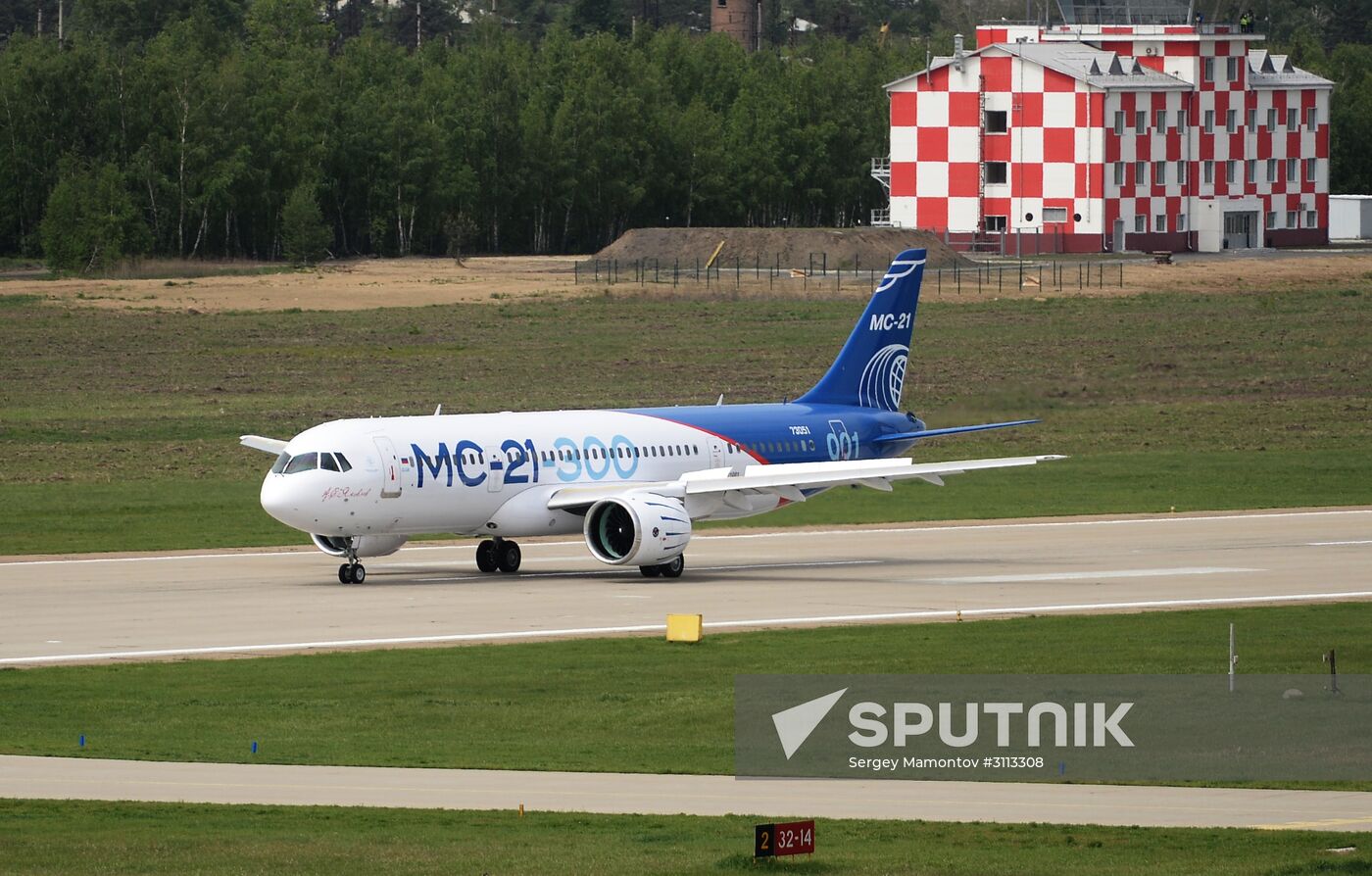Russian MC21 passenger jet makes maiden flight