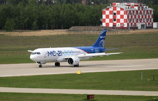 Russian MC21 passenger jet makes maiden flight