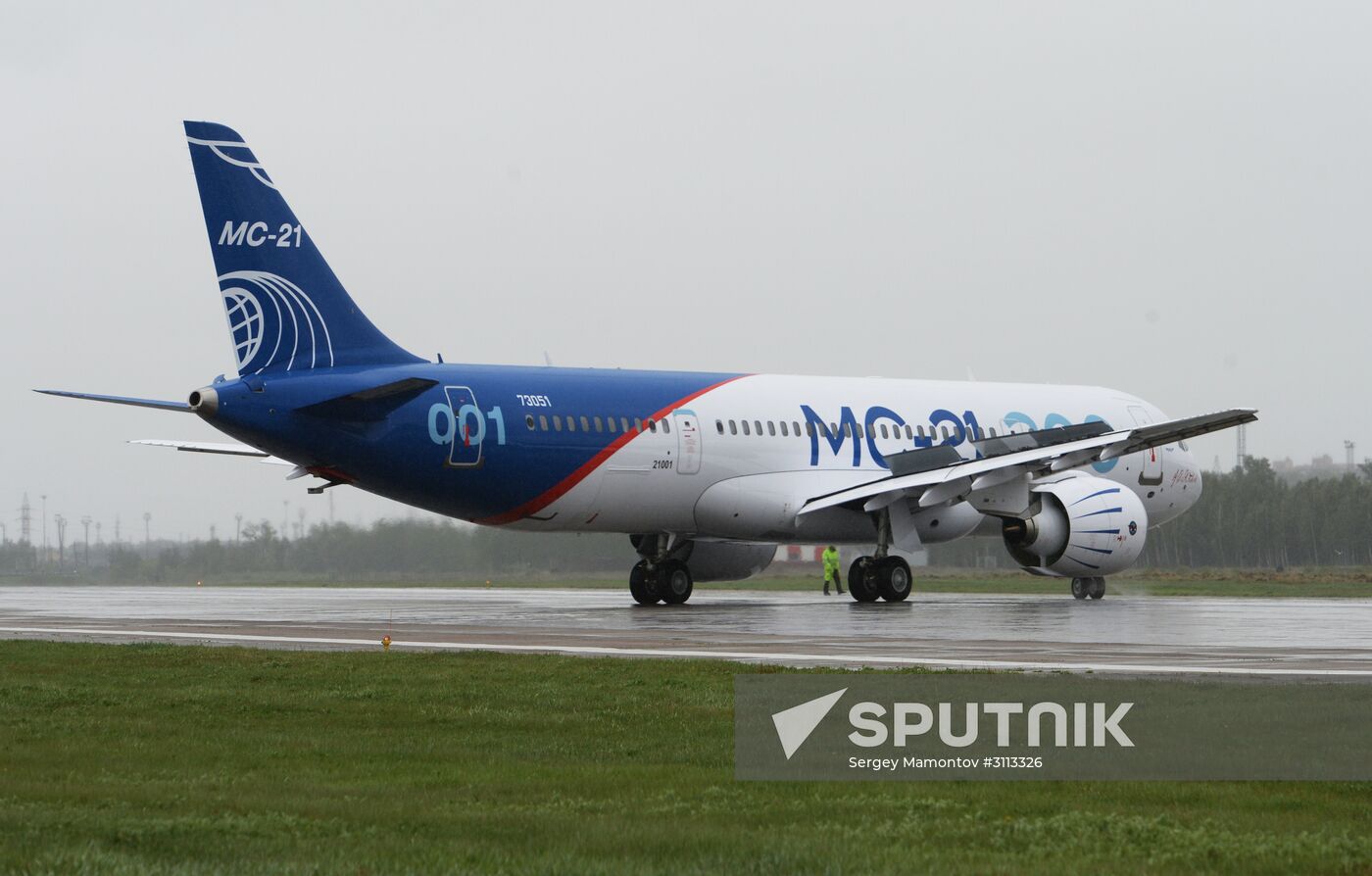 Russian MC21 passenger jet makes maiden flight