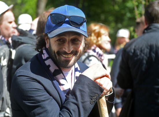 Tree planting effort and Oleg Yankovsky Creative Discovery Awards